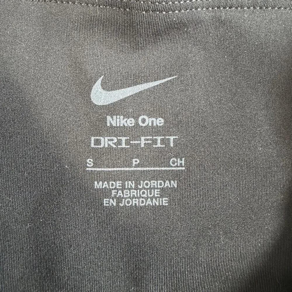 Nike One High-Waisted 7/8 Leggings Pockets Women’s Training Black Size Small NEW
